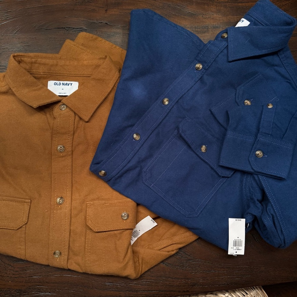 NWT Old Navy Blue Warm Button Down Shirt Long Sleeve Men’s Medium